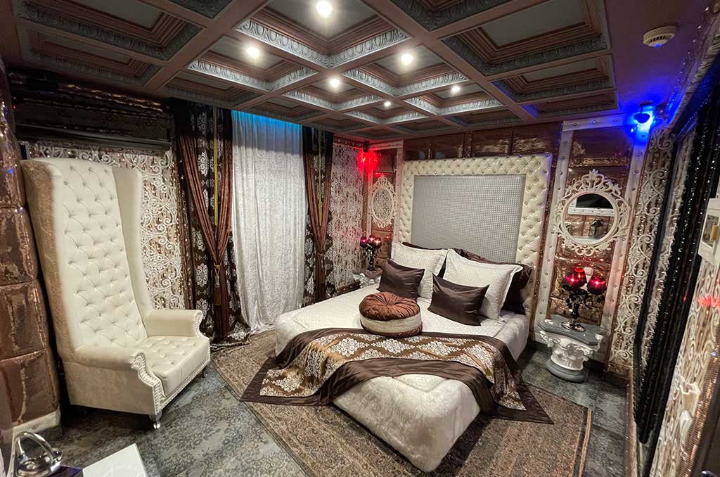 luxurious rooms